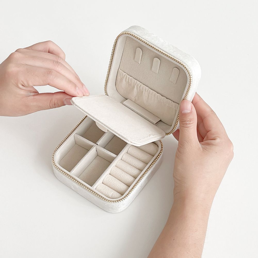 Gepersonaliseerde sieradendoos - Velvet Jewelry Box recensie en prijs