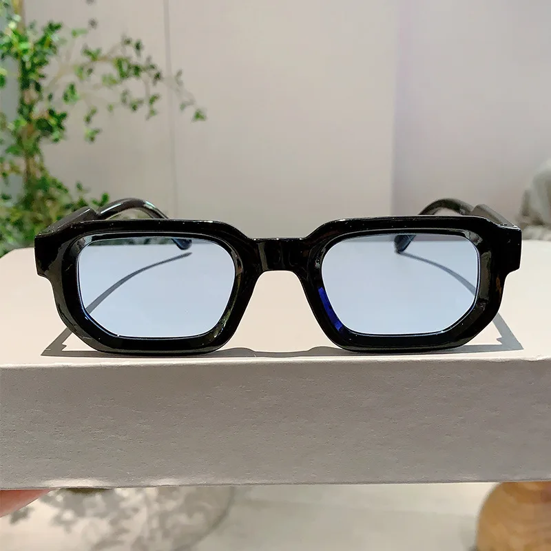 Vintage zonnebril met rechthoe - Luxury Lifestyle Men recensie en prijs